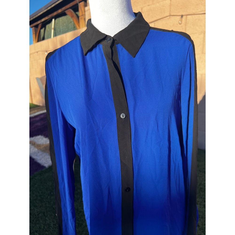 Decree Womens Royal Blue Black Colorblock Button Down Blouse Size Medium NWT